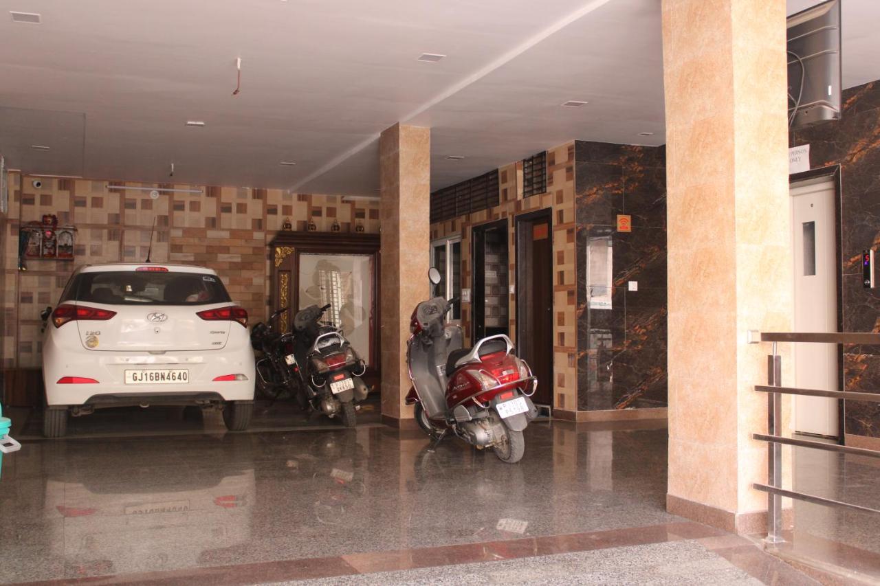 Maruti Group Of Hotels - Shri Naman Nathdwara Exterior photo
