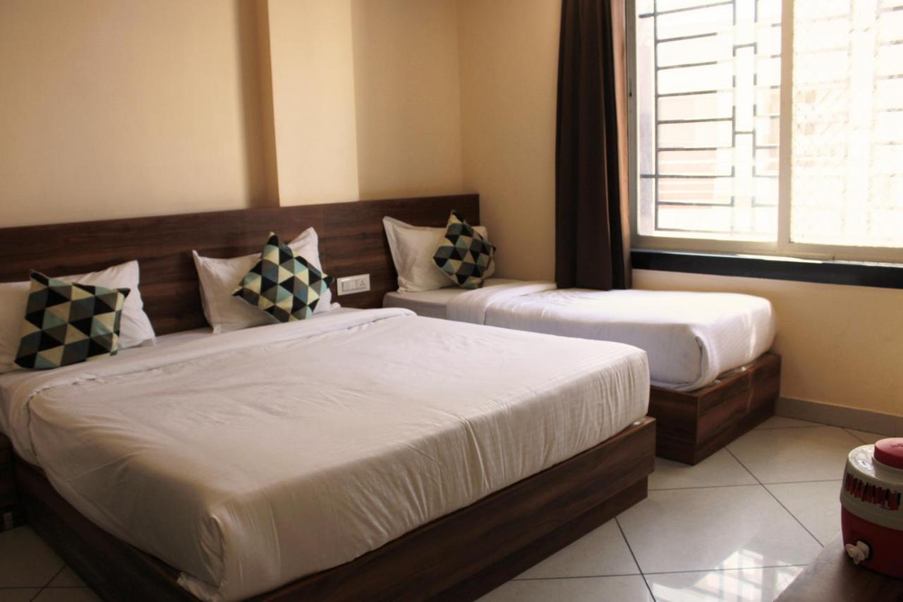Maruti Group Of Hotels - Shri Naman Nathdwara Exterior photo