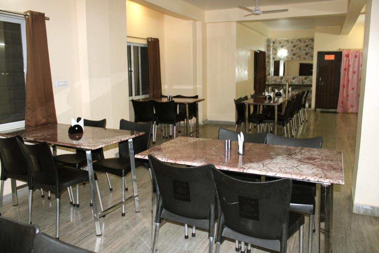 Maruti Group Of Hotels - Shri Naman Nathdwara Exterior photo