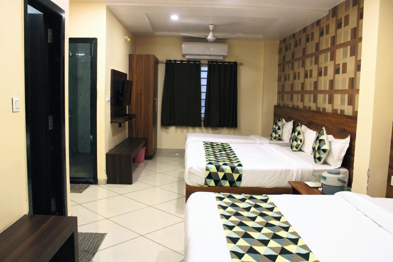 Maruti Group Of Hotels - Shri Naman Nathdwara Exterior photo