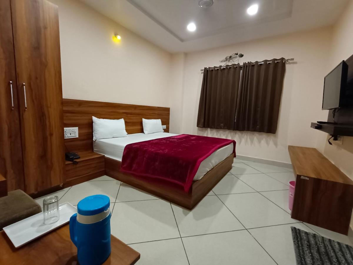 Maruti Group Of Hotels - Shri Naman Nathdwara Exterior photo